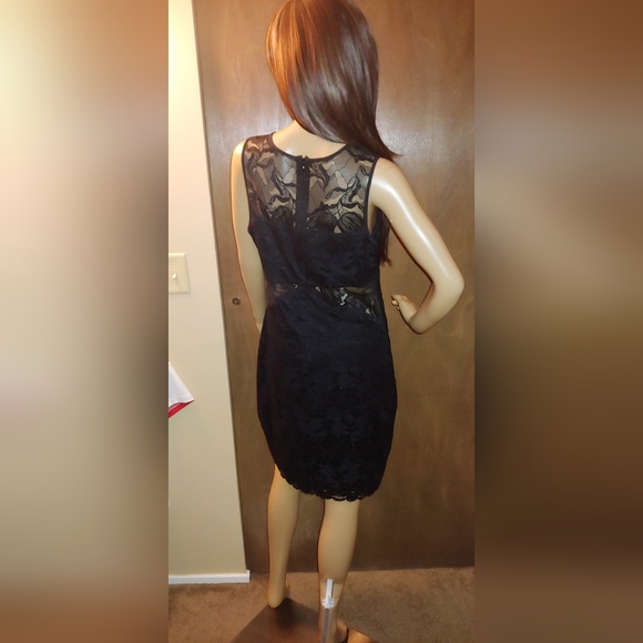 GUESS Women's black cocktail dress - Picture 3 of 8